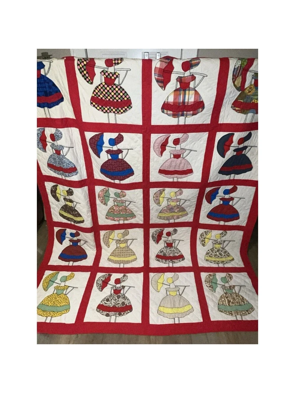 Southern Belle / Sunbonnet Sue Quilt Hand Quilted 76”x 99” Full / Queen Amazing